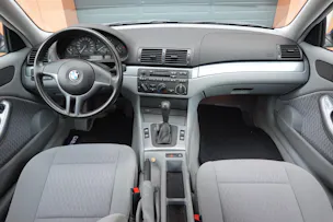 BMW 320Ci Coupé "* CH Auto * 8 Roues * 4 Vitres électriques * Voiture très propre *"