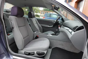 BMW 320Ci Coupé "* CH Auto * 8 Roues * 4 Vitres électriques * Voiture très propre *"