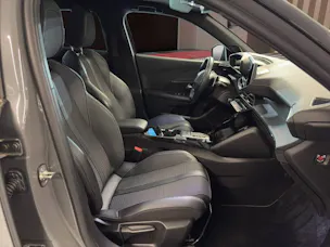 PEUGEOT 2008 1.2 PureTech GT