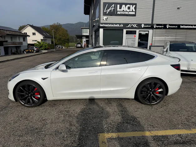 Tesla Model 3 Performance Dual Motor AWD