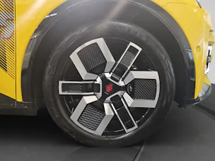 RENAULT R5 E-Tech Comfort Range 52 kWh Iconic Five