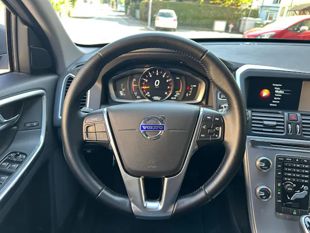 VOLVO XC60 T5 AWD Summum Geartronic