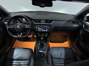 SKODA Octavia 2.0 TDI RS Challenge DSG