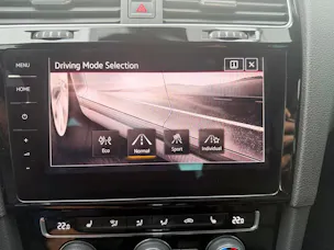 VW Golf 2.0 TSI GTI Performance DSG