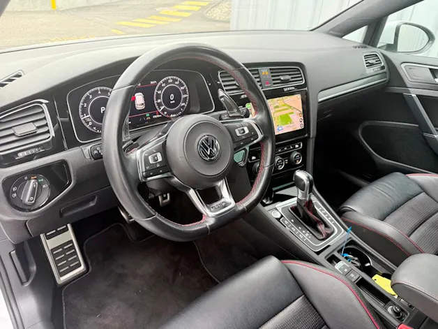 VW Golf 2.0 TSI GTI Performance DSG