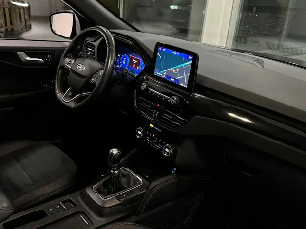 FORD Kuga 2.0 EcoBlue Hybrid ST-Line X 2WD