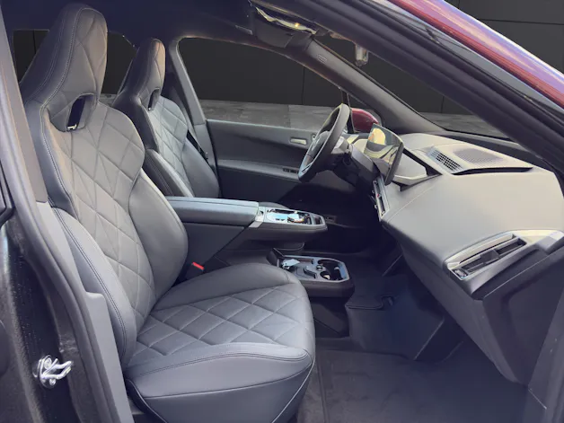 BMW iX xDrive60