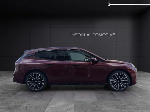 BMW iX xDrive60