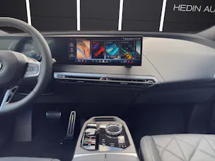 BMW iX xDrive60