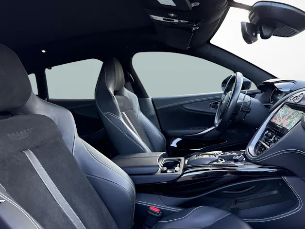 ASTON MARTIN DBX 707 4.0 V8 Bi-Turbo