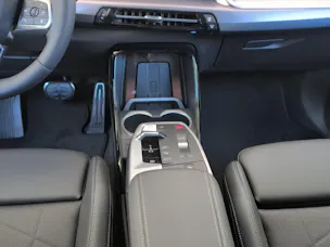 BMW X1 U11 20d xDrive paddles