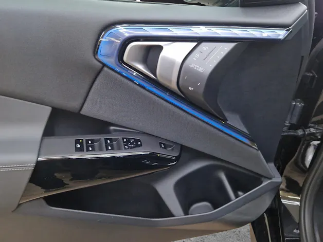 BMW X3 M50i