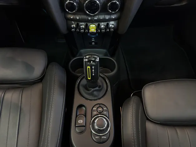 MINI F56 Cooper SE