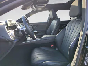MERCEDES-BENZ E 300 de AMG Line 4Matic T-Modell