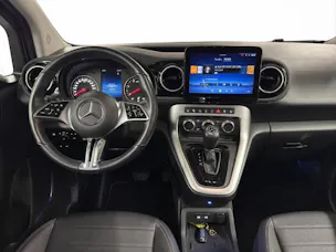 MERCEDES-BENZ T 180 d Progressive S