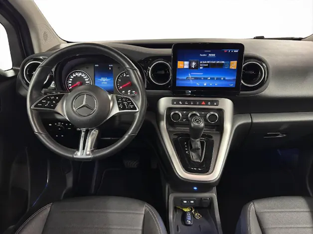 MERCEDES-BENZ T 180 d Progressive S