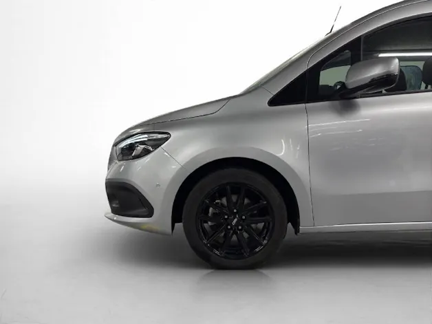 MERCEDES-BENZ T 180 d Progressive S