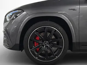 MERCEDES-BENZ GLA 35 AMG 4Matic