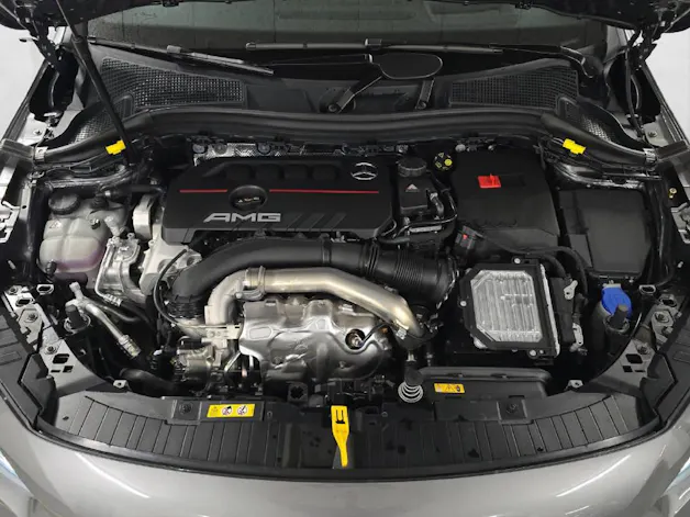 MERCEDES-BENZ GLA 35 AMG 4Matic