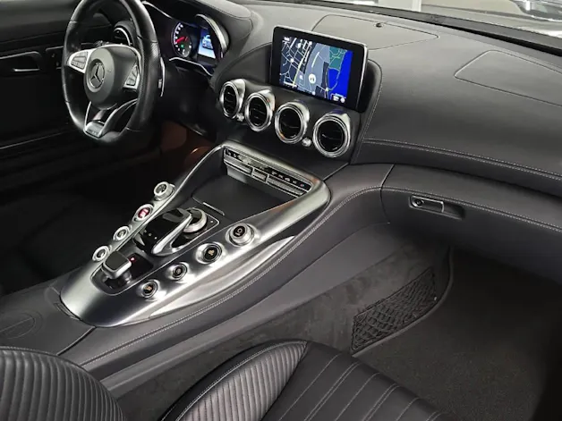 MERCEDES-BENZ AMG GT Coupé