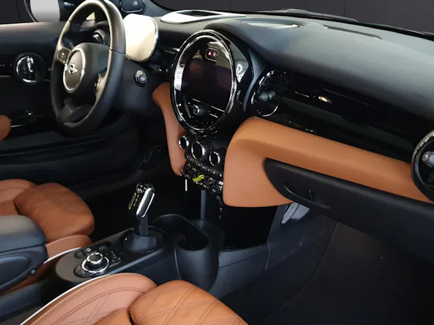 MINI F56 Cooper SE
