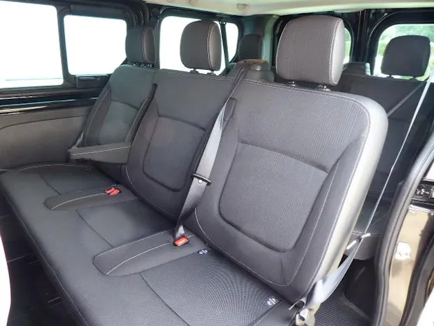 NISSAN NV300 Kombi 2.7 t L1 H1 2.0 dCi Kombi 9 Plätzer
