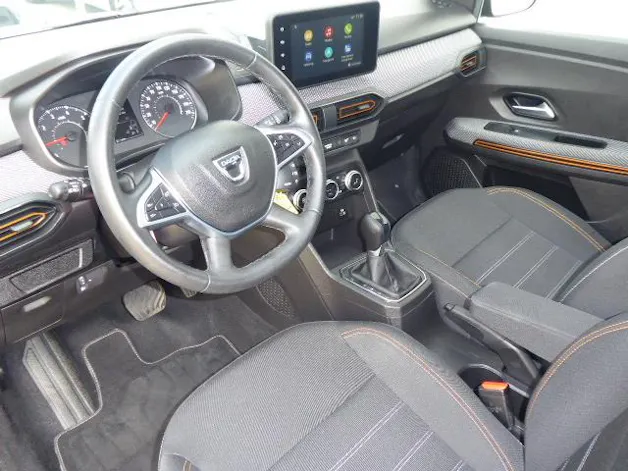 DACIA Sandero 1.0 TCe Stepway Comfort Aut.