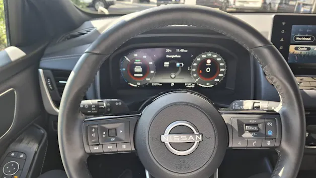 NISSAN Qashqai 1.5 VC-T Tekna