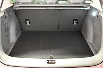 https://vehicle.imgix.net/4505050/b494a964-2471-4412-aa83-e599b24929ee.jpg
