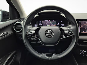 https://vehicle.imgix.net/4505080/0d91b6b9-768f-4719-8d00-f99c82556b70.jpg
