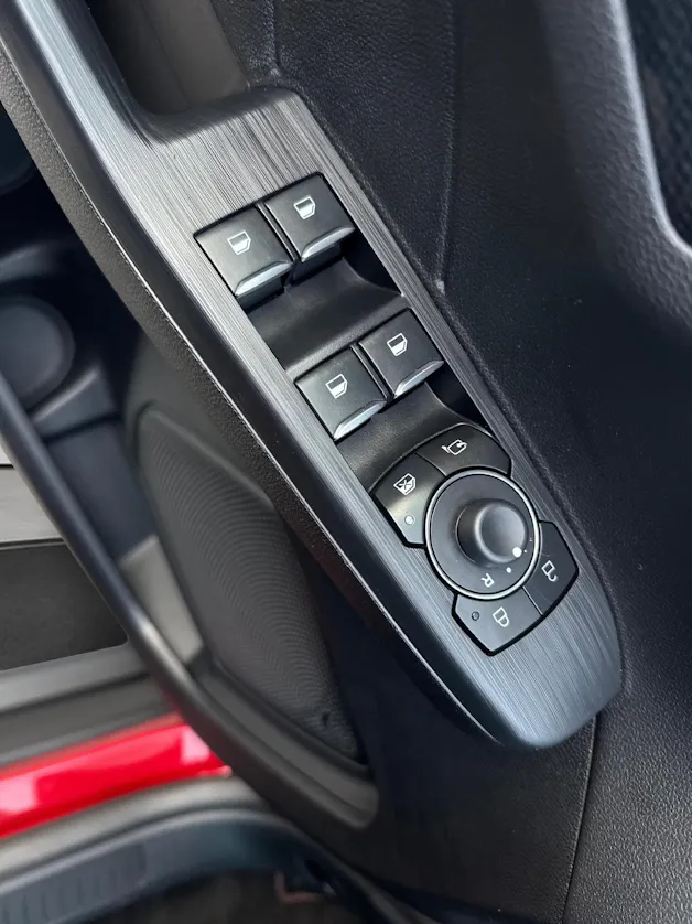 FORD Kuga 2.5 Hybrid ST-Line X 4x4