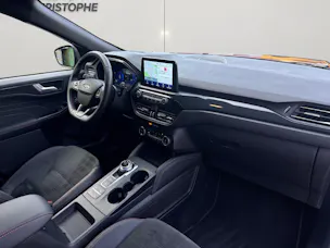 FORD Kuga 2.5 Hybrid ST-Line X 4x4