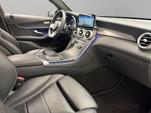 Fahrzeugbild MERCEDES-BENZ GLC-Klasse C253 Coupé GLC 220 d AMG Line 4m