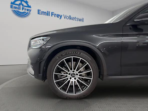 Fahrzeugbild MERCEDES-BENZ GLC-Klasse C253 Coupé GLC 220 d AMG Line 4m