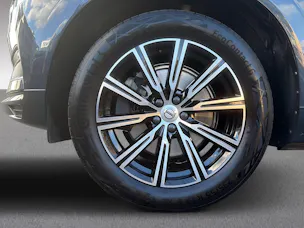VOLVO XC60 2.0 B4 MH Inscription AWD