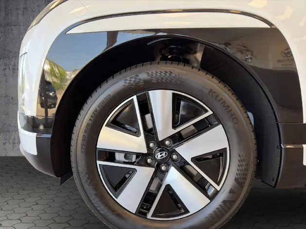 HYUNDAI Ioniq 9 Vertex 4WD 110kWh