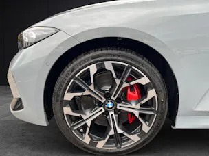 BMW M340i xDrive Touring