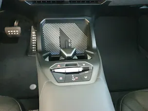 BMW iX3 40