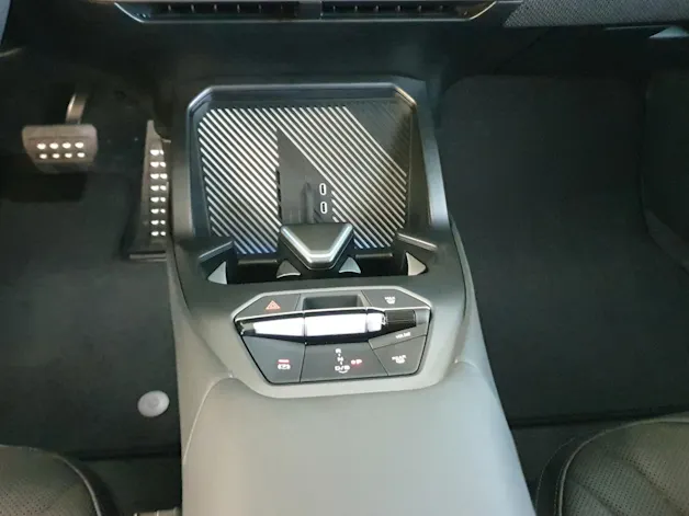 BMW iX3 40