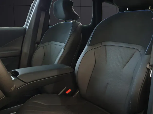 BMW iX3 40