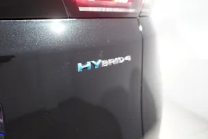 PEUGEOT 3008 1.6 Plug-in Hybrid4 GT