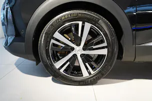PEUGEOT 3008 1.6 Plug-in Hybrid4 GT