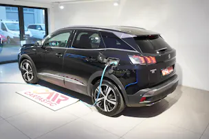 PEUGEOT 3008 1.6 Plug-in Hybrid4 GT