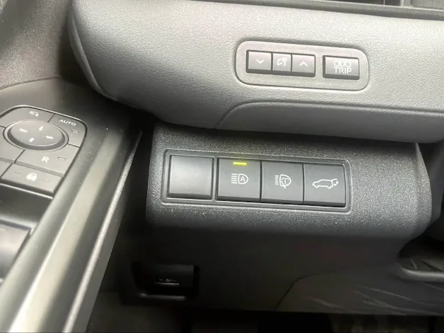 Subaru Solterra eV Luxury AWD mit Anhängerkupplung , 10 Jahre Garantie