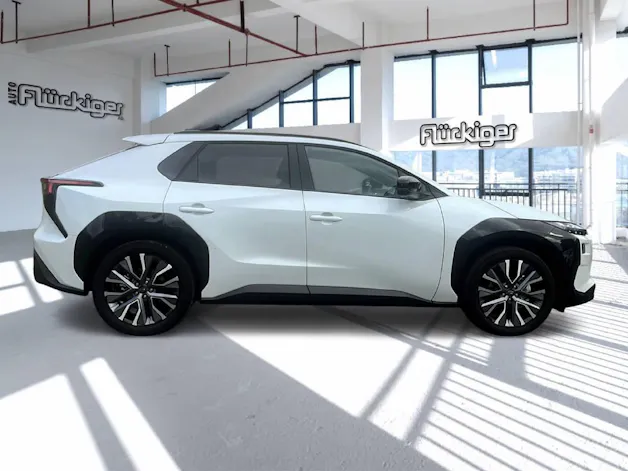 Subaru Solterra eV Luxury AWD mit Anhängerkupplung , 10 Jahre Garantie