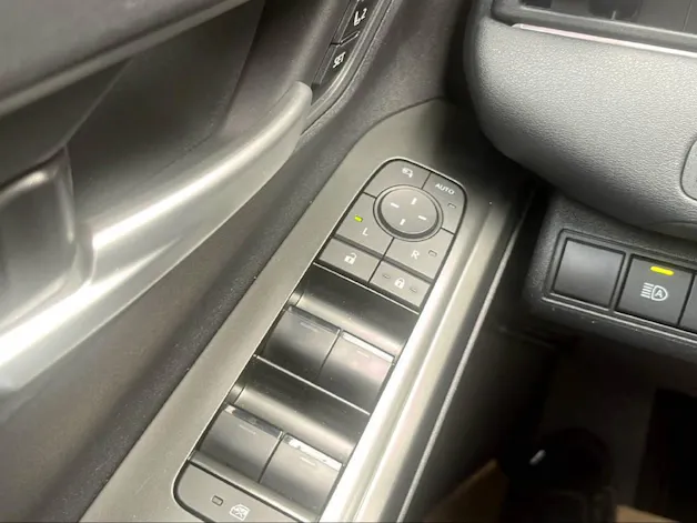 Subaru Solterra eV Luxury AWD mit Anhängerkupplung , 10 Jahre Garantie