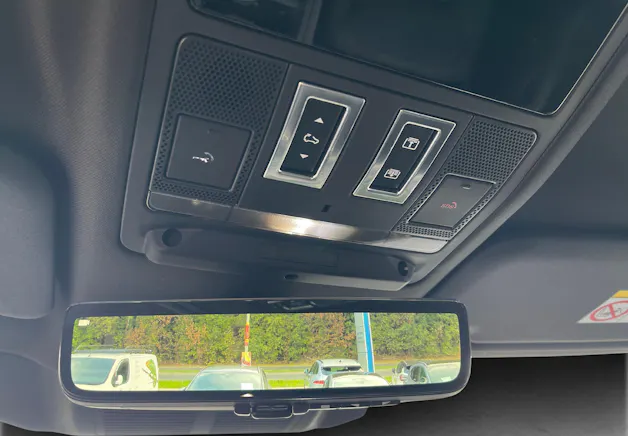 Land Rover Defender 110 3.0 D I6 350 X-Dynamic HSE