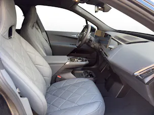 BMW iX xDrive60