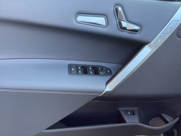 BMW iX xDrive60