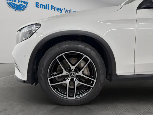 MERCEDES-BENZ GLC-Klasse GLC 300 AMG Line 4m